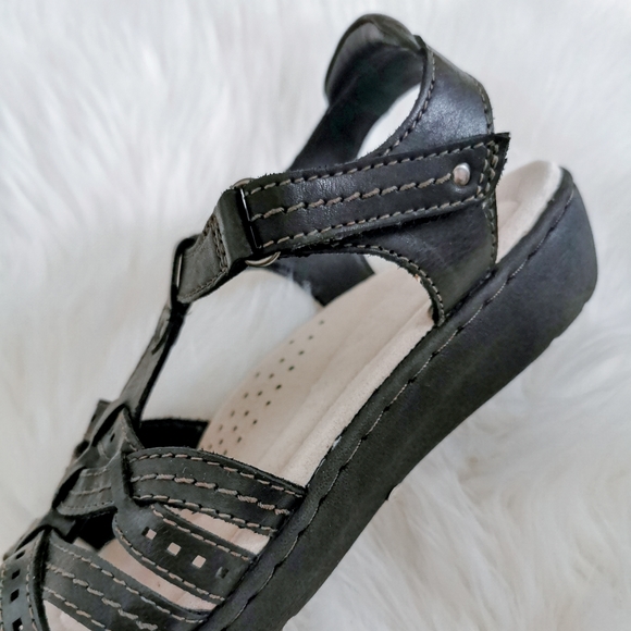 Planet By Earth Black Harrison Sandals Size 8 - Picture 5 of 6